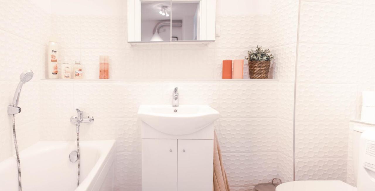 Project Comfort Apartament Potrzebna 55/29 Warszawa公寓 外观 照片